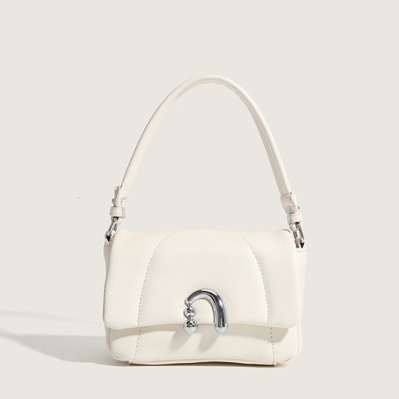designer bag 2025 Super Fire High Sense Underarm Small One Shoulder bag Women's Handheld Steamed rolls Bag Handbag