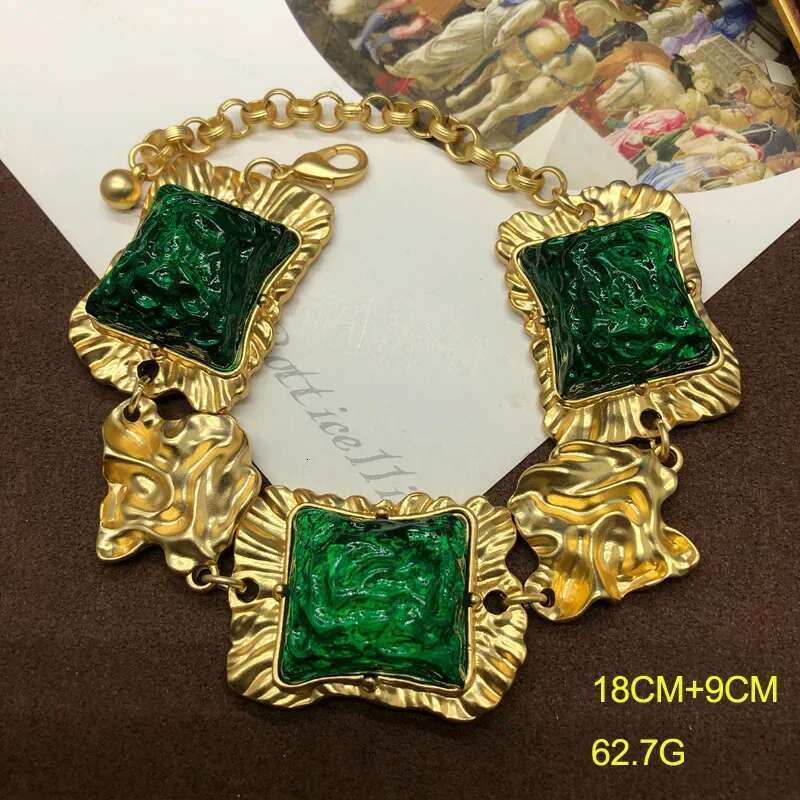 Draweye Irregular Necklace For Women Green Geometric Medieval Palace Style Jewelry Elegant Banquet Collares Para Mujer