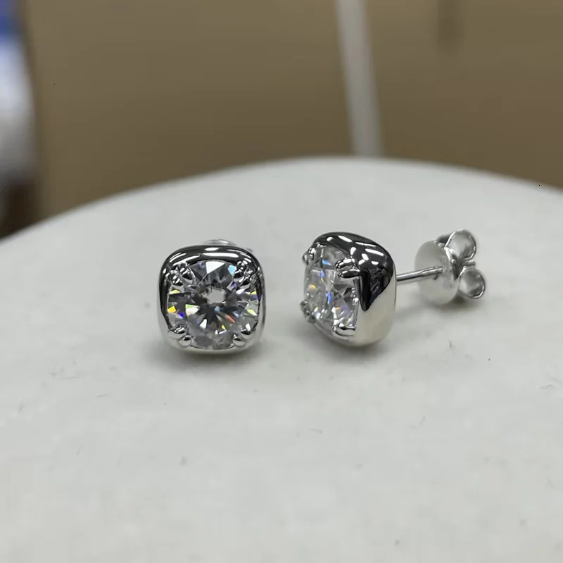 Lnngy Sparkling 6.5MM 1CT Earrings For Women Certified 925 Sterling Silver Square Shape Stud Earring 2024 Jewelry 250420