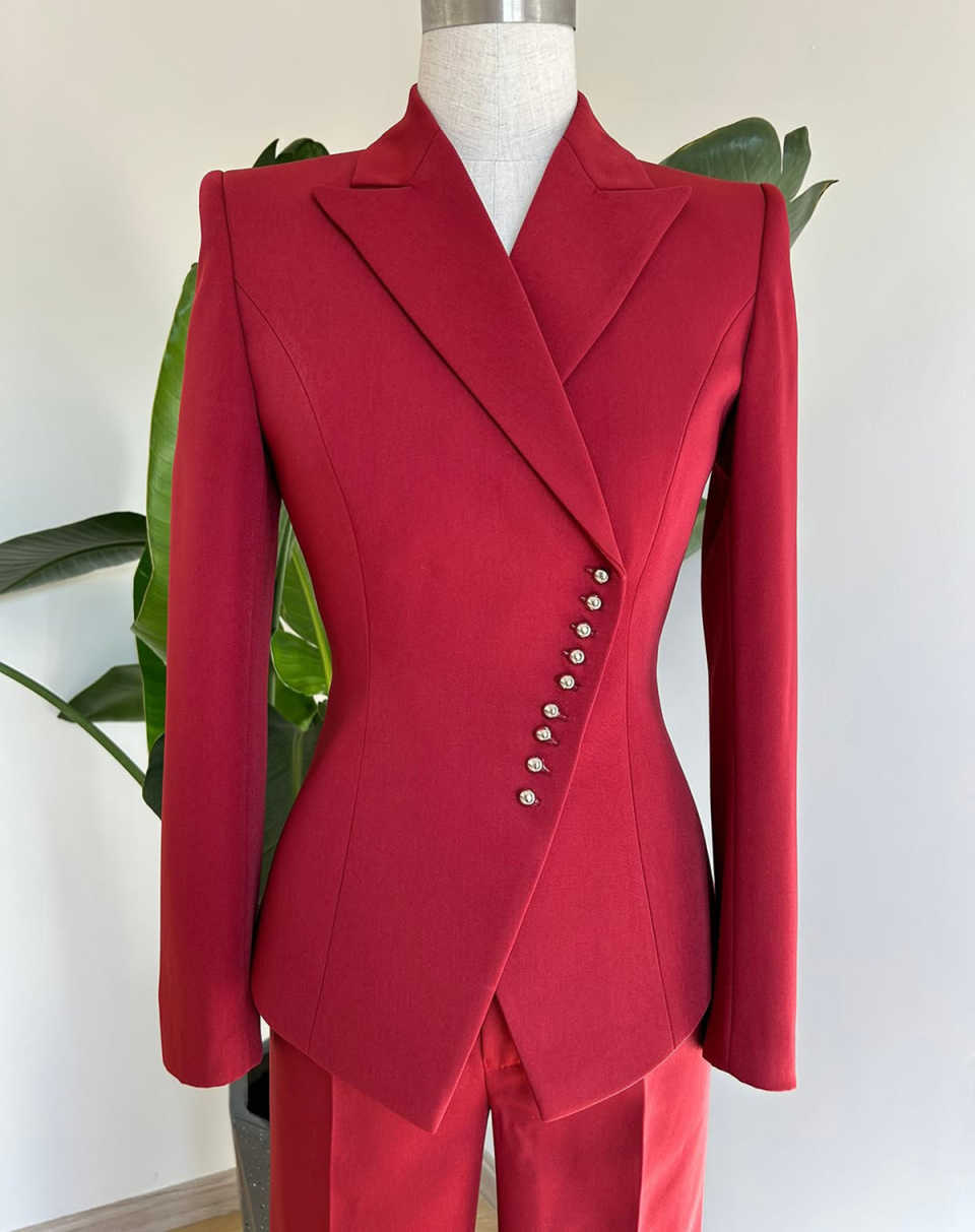 Bright Red Women Pants Suits 2 Pieces Slim Fit V Neck Ladies Wear Blazer Prom Birthday Party Customized Jacket Sets