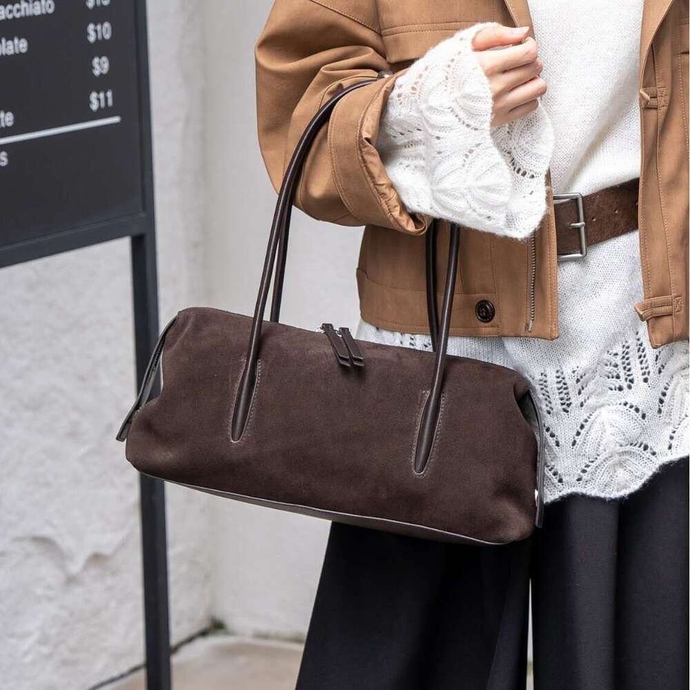 Hot Sale Chic Tassel Design Women Armpit Shoulder Bag Caramel Coffee Color High-end Suede Cow Leather Women Handbag Winter