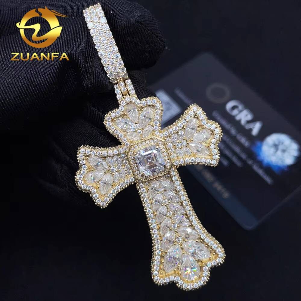 New Style RTS GRA Cert Pass Diamond Tester Solid 925 Silver Gold Plated Iced Out Colorful Fancy Moissanite Cross Hip Hop Pendant