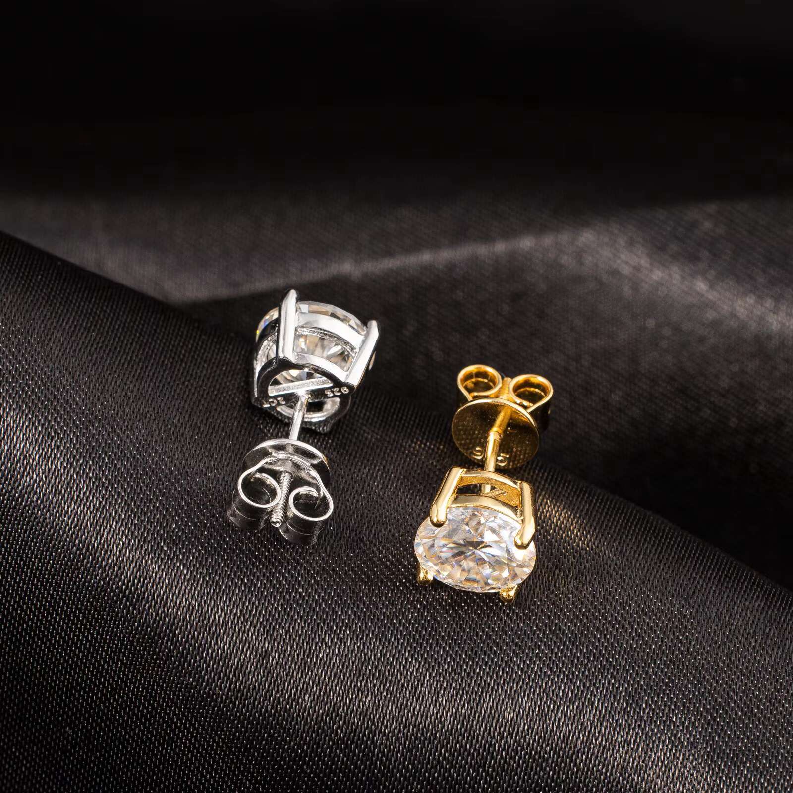 Dropshipping USA Stock Luxury 925 Sterling Silver VVS Moissanite Diamond Stud Earrings Handmade Classic Solitaire Push Back