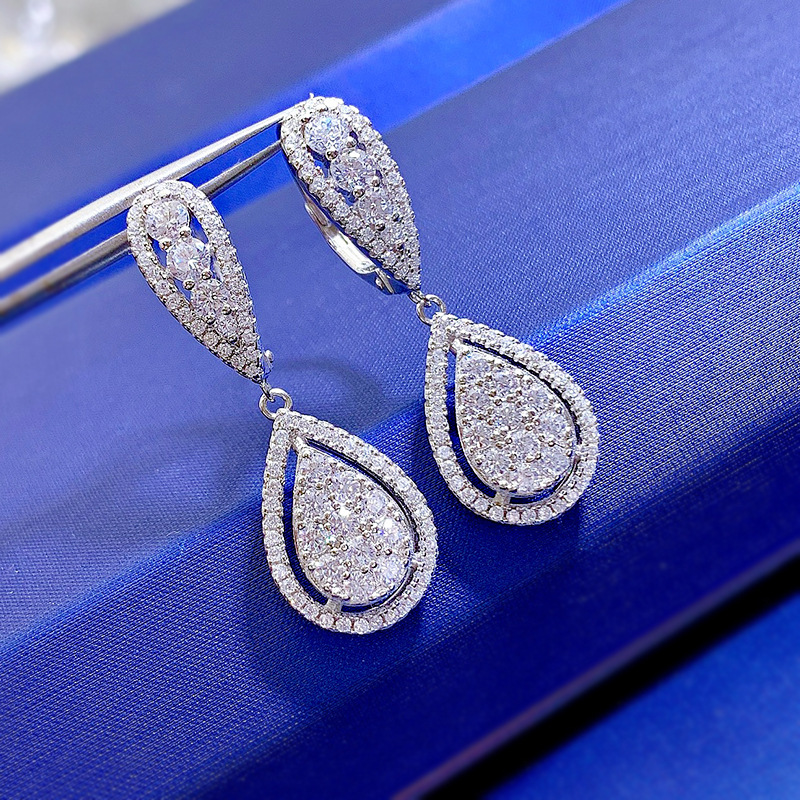 2025 Choucong Brand Dangle Earrings Luxury Jewelry Genuine 100% 925 Sterling Silver Water Drop White Lab Moissanite Diamond Party Elegant Women Weddin