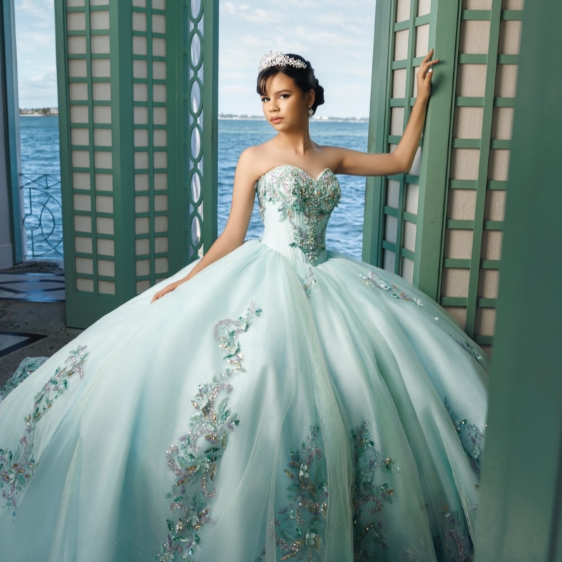 Mint Green Shiny Quinceanera Dresses Off Shoulder Ball Gown Sweet 16 Dress Sequin Applique Lace Beads Tull Birthday Party Vestidos 15 Anos