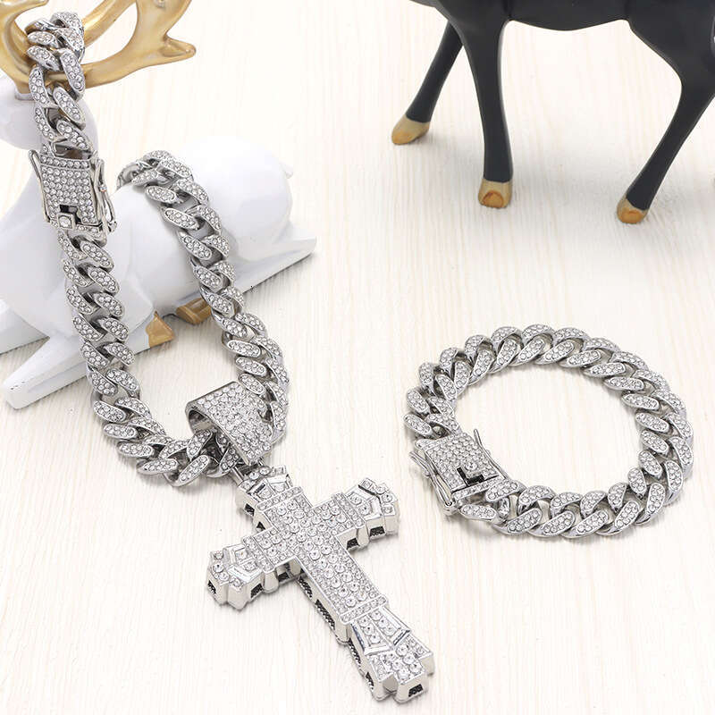 Hip hop men necklace stainless steel cross pendant necklace Cuban chain retro gold necklace bracelet jewelry set
