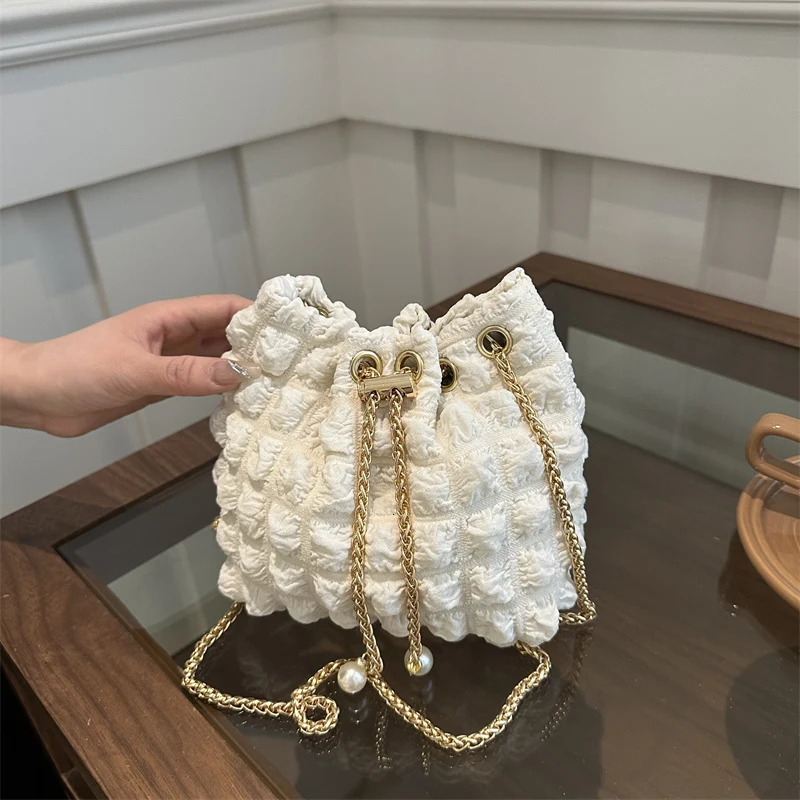 Home>Product Center>Brushed Chain Backpack>High Quality Womens Bag>Solid Folded Cross Body Bag 250427