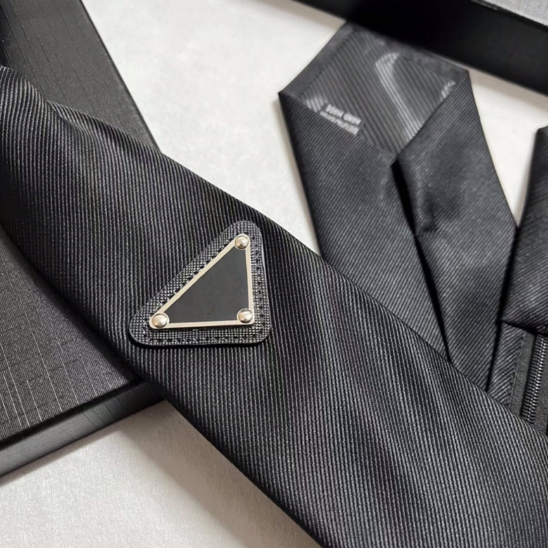 Elegant Woven Necktie for Men Classic Jquard Style Handmade Silk Blend for Wedding Business and Casual Wear L2509269793