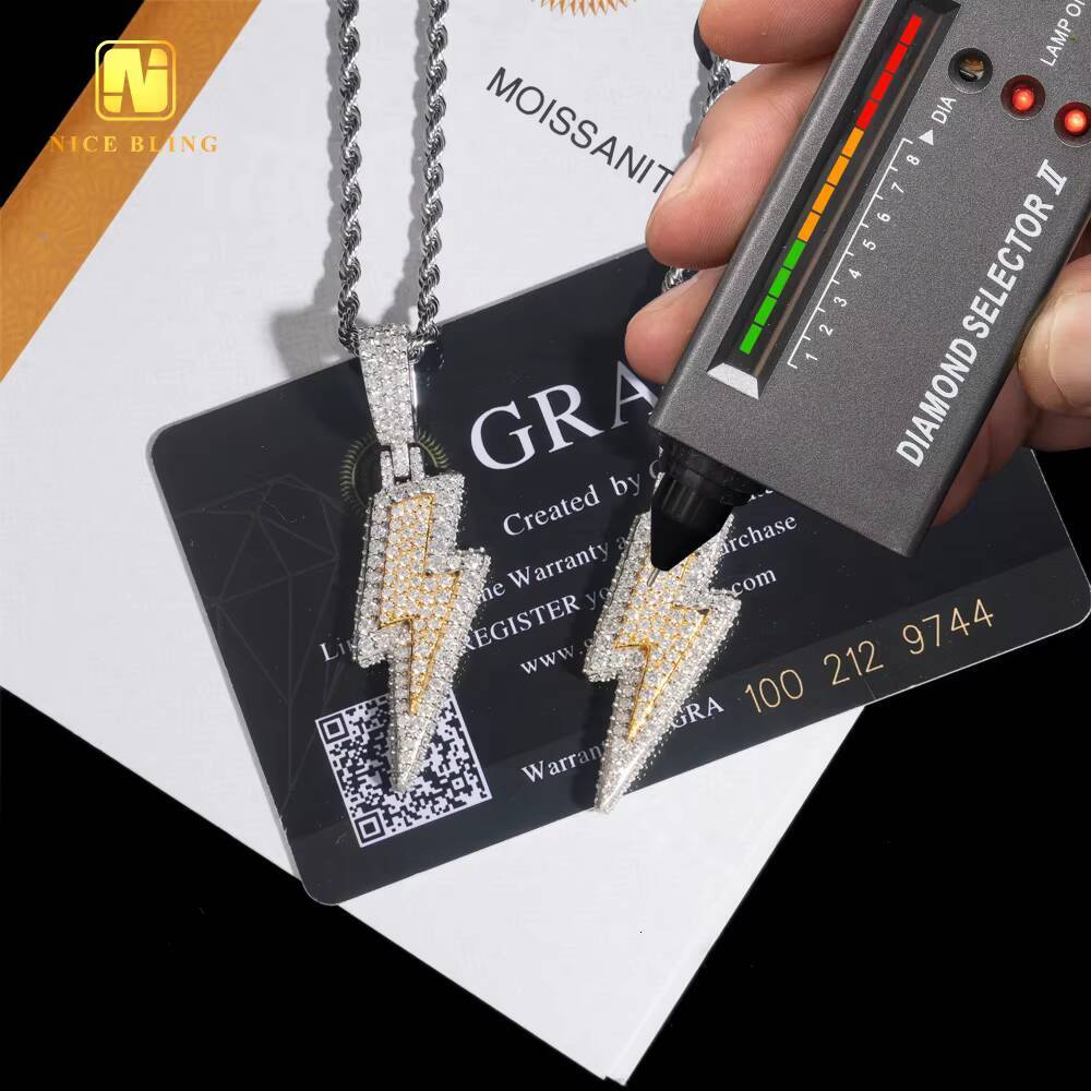 Two Tone Lightning Custom Made Iced Out Hip Hop Jewelry Pendant 925 Silver Full VVS Moissanite Diamond Charm Pendants Necklace