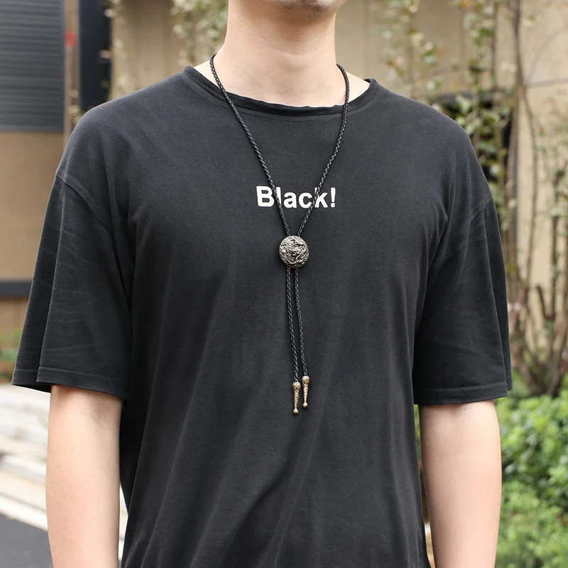 BOLO TIE Necklace Ethnic Style Men Women Bolo Tie Silver Chinese Dragon Necklace Leather Long Necklace Sweater Chain Pendant 250430