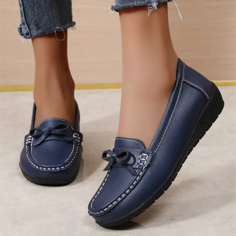 Genuine Leather Wedge Fashion Women Flats Black er Shoes Breathable Shoes Women Moccasins Casual Shoes Female Plus Size 250421
