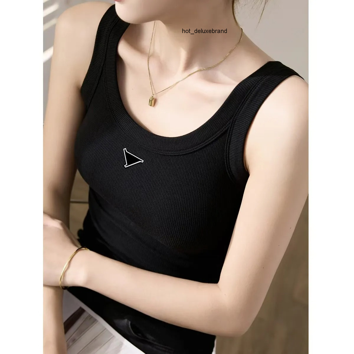 designer women tank top sweater knitwear quality embroidered bottom round neck pradats pradalies vests wool fabric breathable and comfortable EVLC