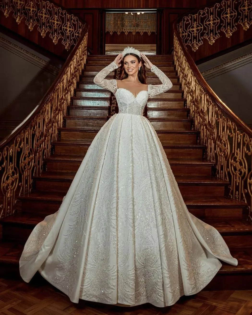 Elegant A Line Women Wedding Dress Sheer Neck Long Sleeves Bridal Gowns Sequins Lace Sweep Train Dress Custom Made