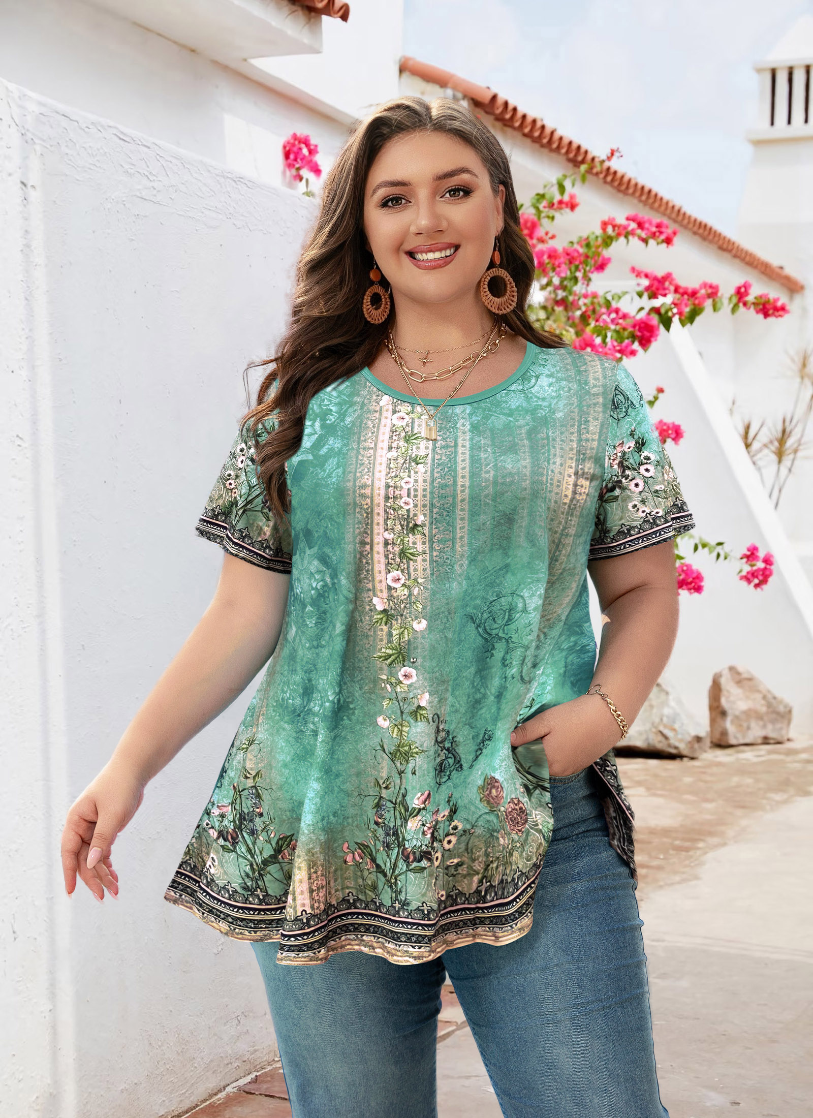 Tunic Tops for Women Plus Size Short Sleeve Crew Neck Swing Flare Loose T-Shirt Blouses to Wear with Leggings Green Floral Tunics Tops