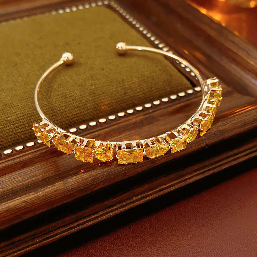 Designer bracelet Colorful gemstone Luxurious metal design Bracelet for women Fashion Brand Jewelry Delicate