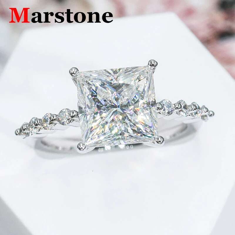 Full Moissanite Diamond D Color VVS 2/4/6CT Princess Cut Womens Ring S925 Sliver 18K White Gold Wedding FineRings for Women