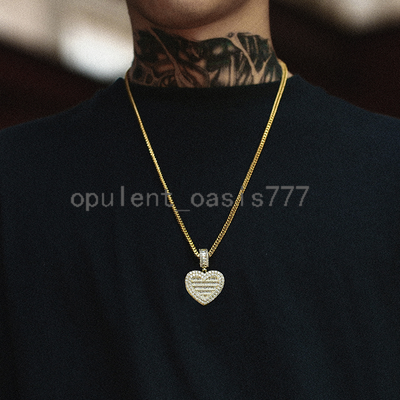 Wholesale Price 40mm Gold Plated Brass Baguette moissanite Diamond Custom Photo Necklace Heart Pendant With Chain