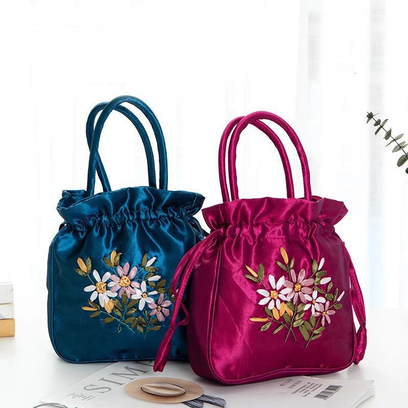 Womens handbag womens handbag mobile phone bag summer small wallet national style embroidered pattern drawstring bag 250427