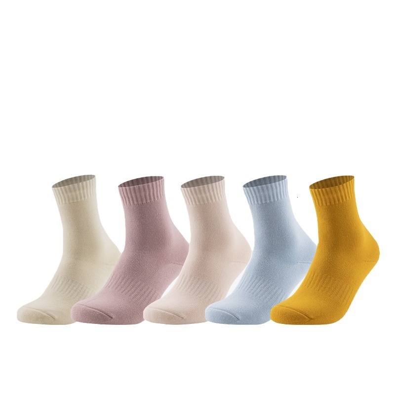 Autumn winter Merino wool mid tube skiing sports thick hiking socks, towel bottom, sweat absorbing and breathable socks