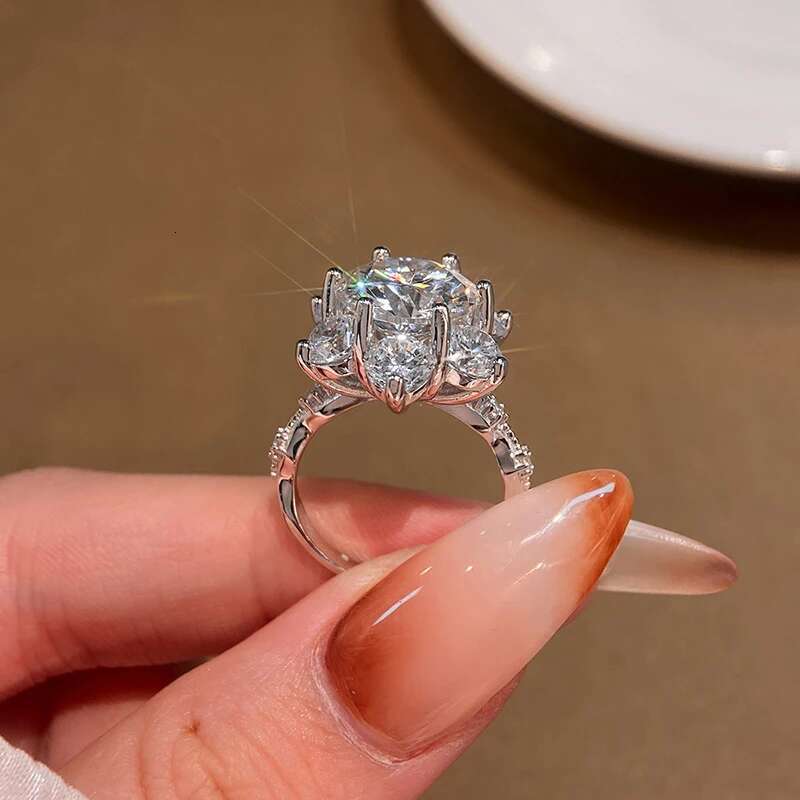 KNB 100% Real 5CT Big Moissanite Diamond Classical Sunflower Ring for Women Gift 925 Sterling Silver Wedding Luxury Fine Jewelry