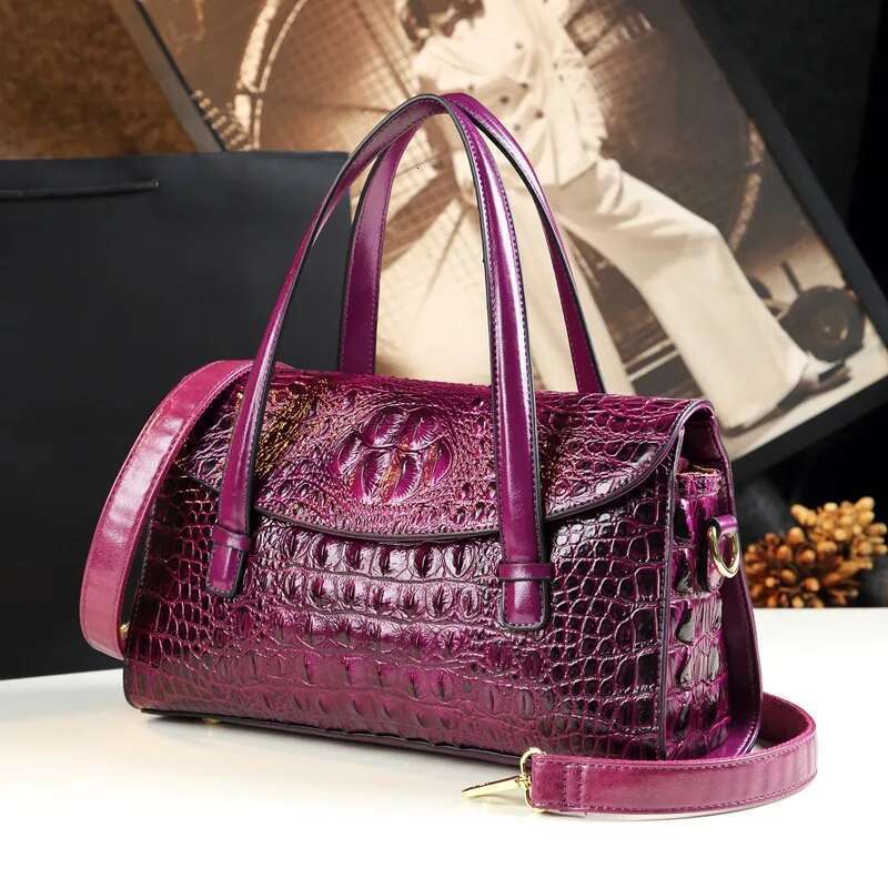 Spring and autumn new leather crocodile-print mother's handbag banquet dress versatile one-shoulder cross-body women's bag