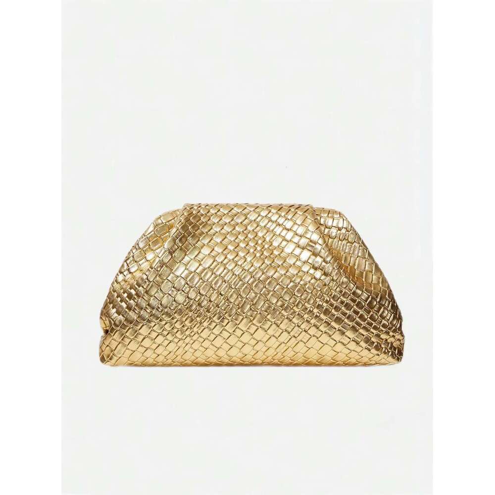 High End Retro Fashion Emed Woven Handbag, Lightweight Large Capacity, Suitable For Dates, Weddings, And Banquets