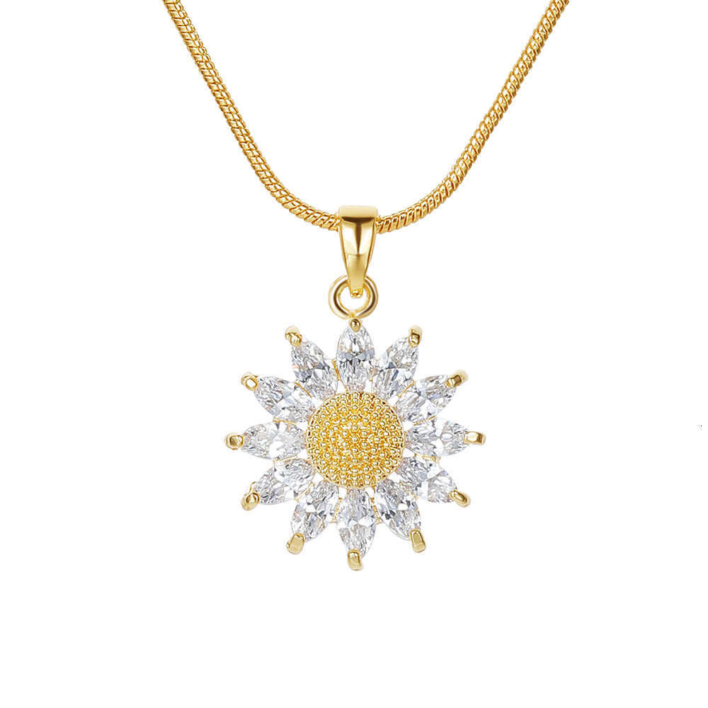 Love Suower Copper Set Zircon Necklace for Women, Light , Small Popular, High Grade, Collar Chain, Sweet and Versatile Jewelry