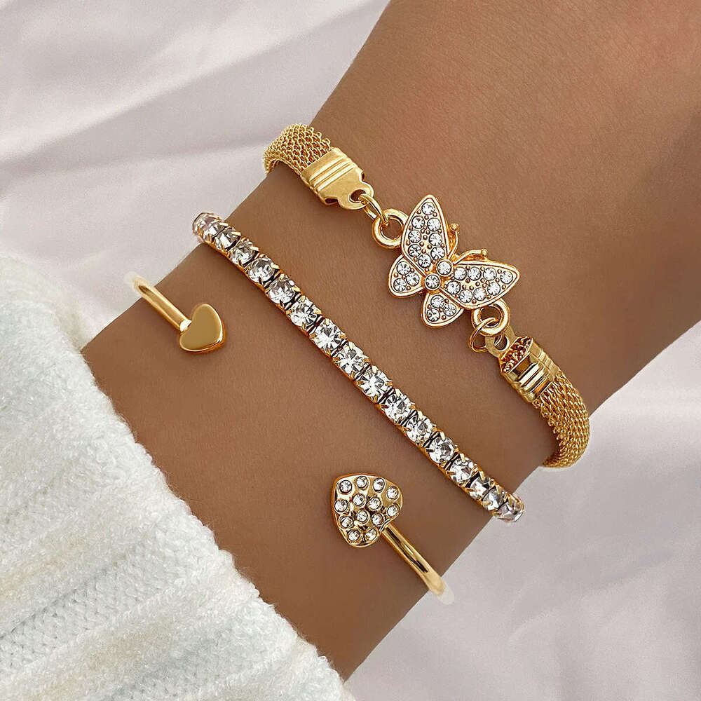 Personalized, niche, 8-shaped bracelet, fashionable, versatile for commuting, flat snake chain, dia studded infinite symbol bracelet