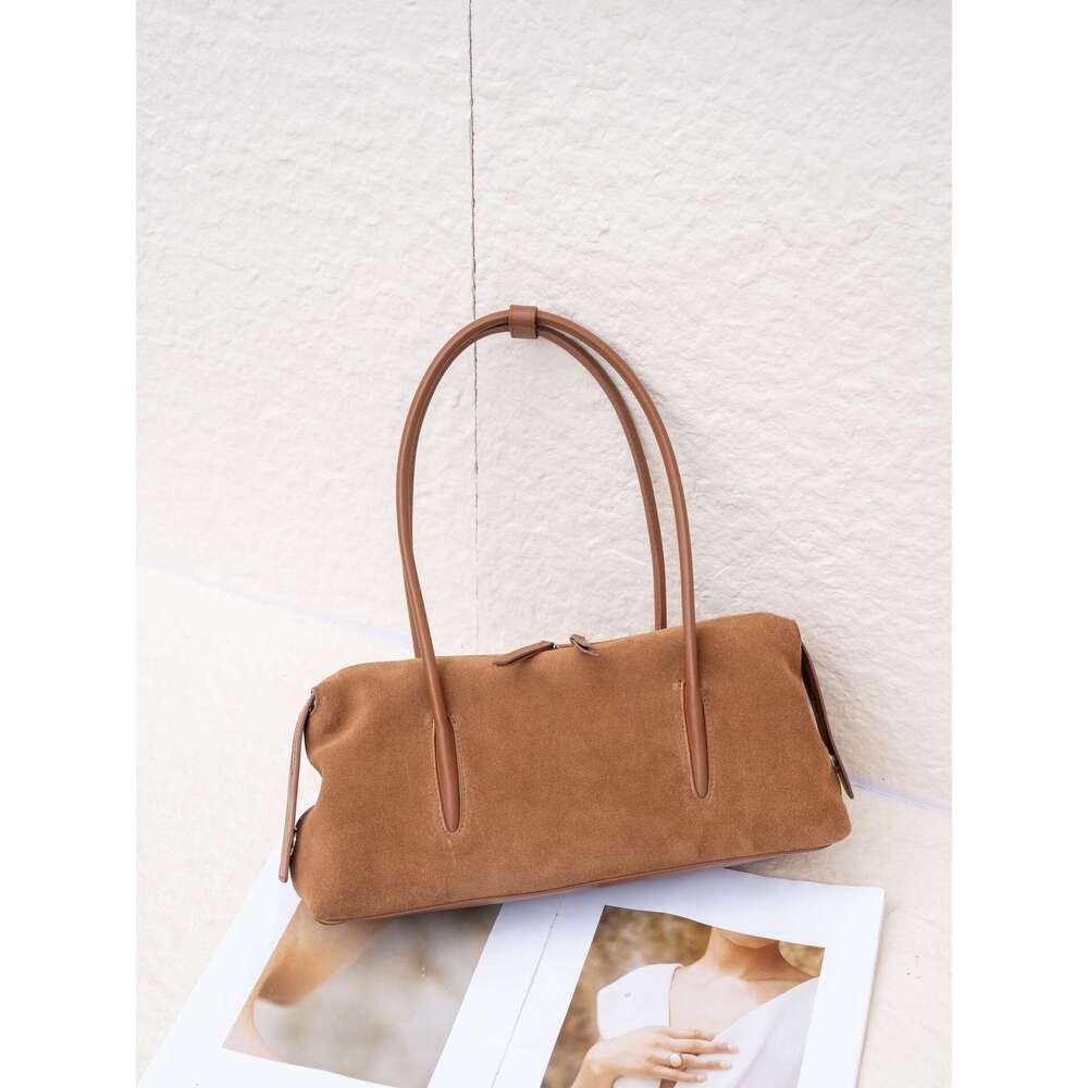 Hot Sale Chic Tassel Design Women Armpit Shoulder Bag Caramel Coffee Color High-end Suede Cow Leather Women Handbag Winter