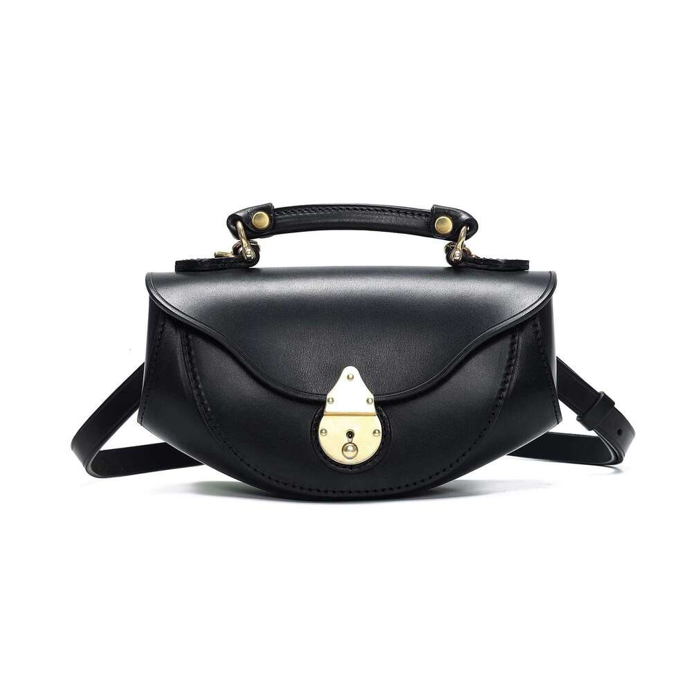 New Smooth sailing Leather Texture Small Boat Baotou Layer Cowhide Cross Bag, niche and versatile Handheld Shoulder Bag