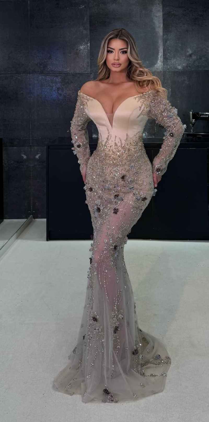 Exquisite Crystal Mermaid Evening Dress Off Shoulder Long Sleeve Prom Gowns Beaded Sequins Floor Length Party Dresses Customized