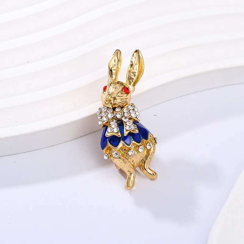 Cute Romantic Blue Rabbit Pin Women Girl Exquisite New Years Gift Men Banquite Suit Lapel Pins Animal Zodiac Brooch