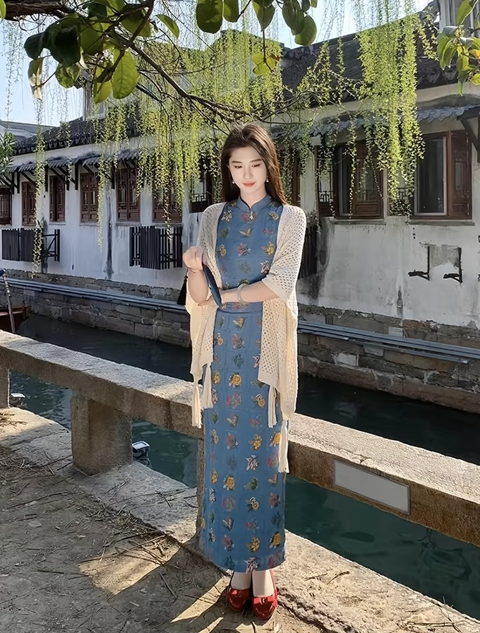 2025 Retro slim fit dress Fashion Week Show Customized Fashion Tailored clothing womens Fashion Paris.M328