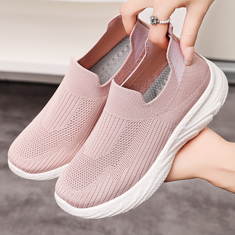 Mom S Breathable Mesh Surface Summer Style Middle Aged Elderly Walking Old Beijing Cloth Sports And Leisure Shoes Women S Shoes Ddmysaturn