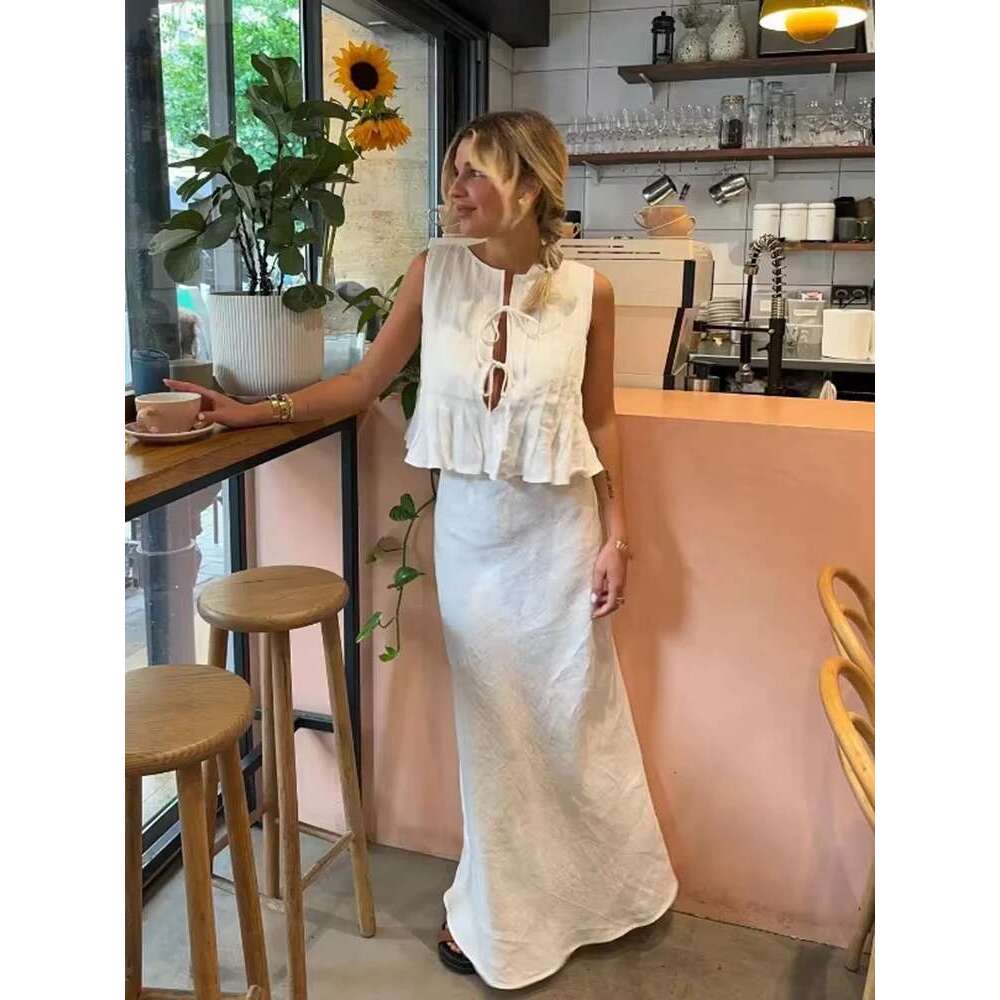 TRAF Women's Pleated Design Tie Sleeveless Vest + High Waist Two Piece Casual Fashion Half-Body Skirt Set