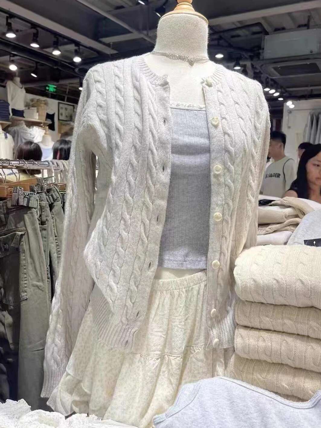 Twisted Flower Chic Cardigan Sweater Woman Round Neck Long Sleeve Single Breasted Cotton Outerwear Autumn Casual Loose Sweaters fashion clothing women