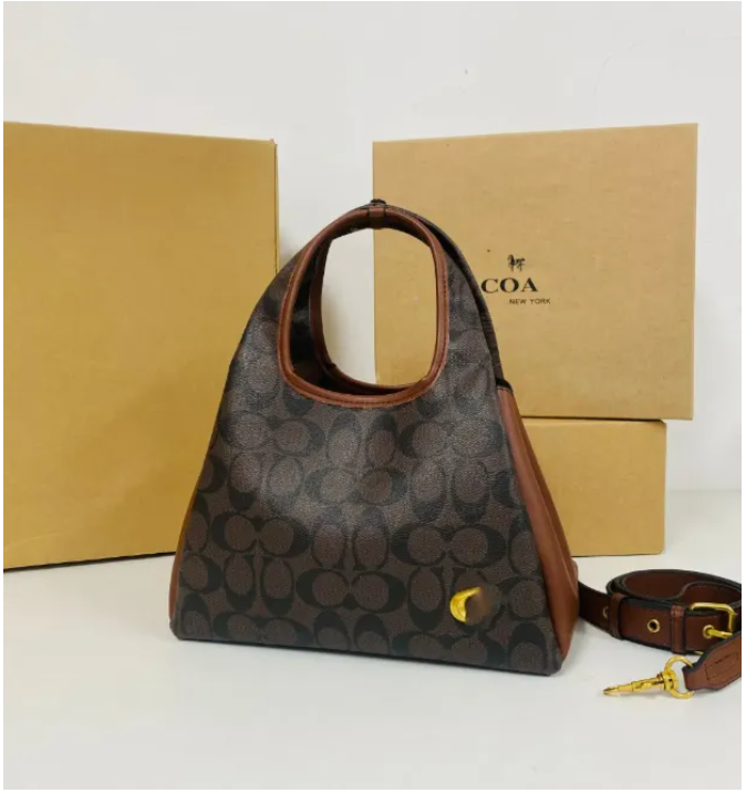 Bucket Bags Designe… - image