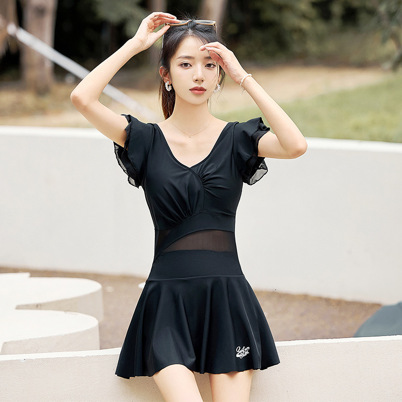 New one-piece Instagram style pure desire for women, high-end feeling, women's hot spring specific swimming suit, skirt swimsuit
