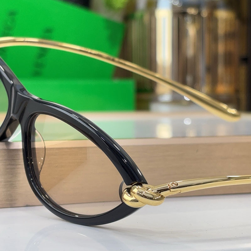 25ss Summer New Designer Classic Cat Eye Frame Fashion Style Unique Metal Knot Legs Outdoor Leisure Travel Beach Sunglasses BV1390