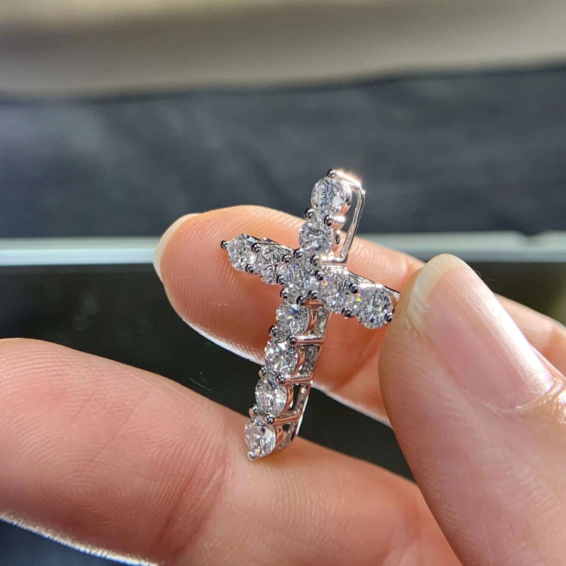 Unisex Custom Made Classic Design Platinum 1.85CT Lab Grown Diamond Cross Pendant Charm