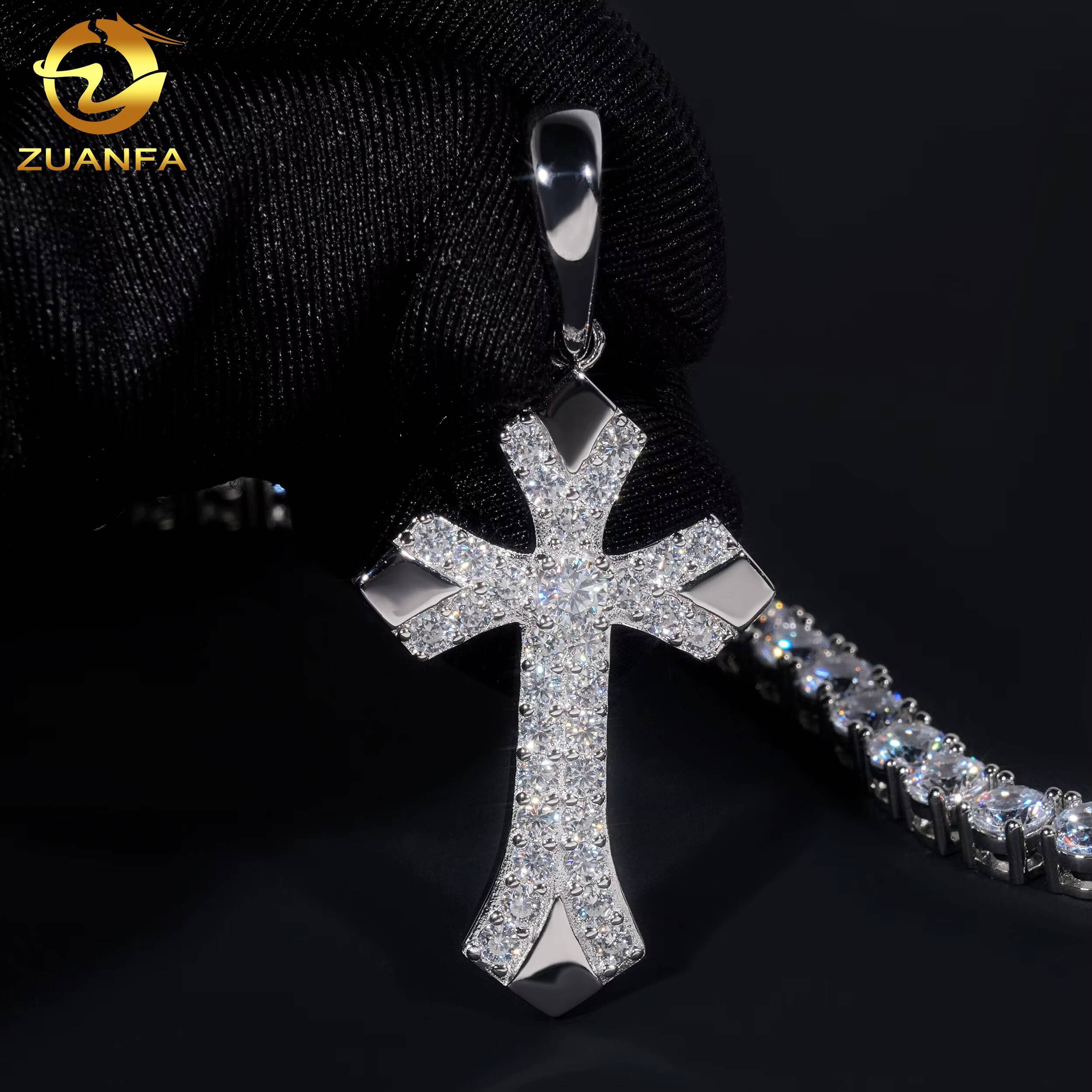 High-end Pass Diamond Tester Hip Hop Style 925 Sterling Silver Iced Out Fancy Shape Moissanite Cross Pendants