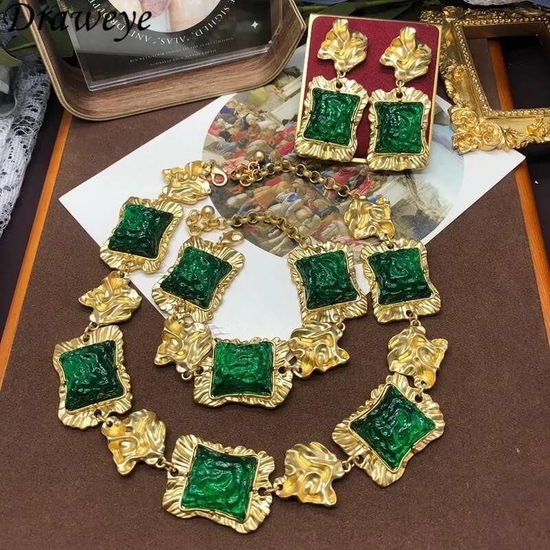 Draweye Irregular Necklace For Women Green Geometric Medieval Palace Style Jewelry Elegant Banquet Collares Para Mujer