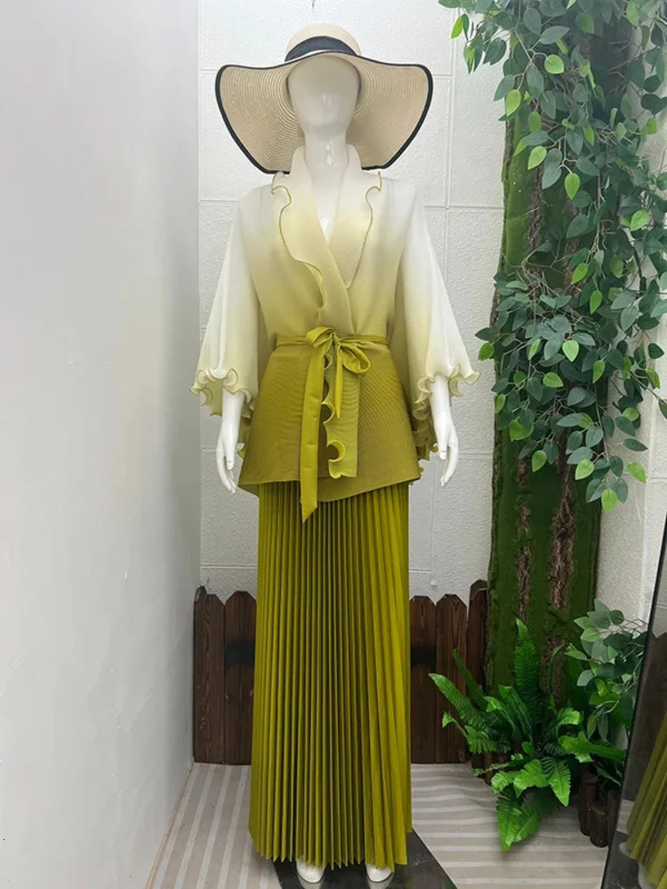 gradient twopiece womens solid color irregular jacket with elastic waist skiing spring item 250530