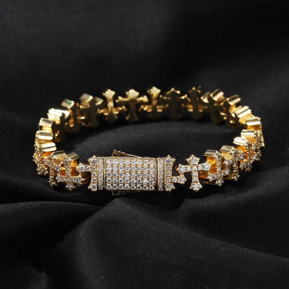 Iced Out 5A CZ Cross Bracelet Cluster Mini Cross Link Chain Bracelets 18K Gold Plated Brass Jewelry