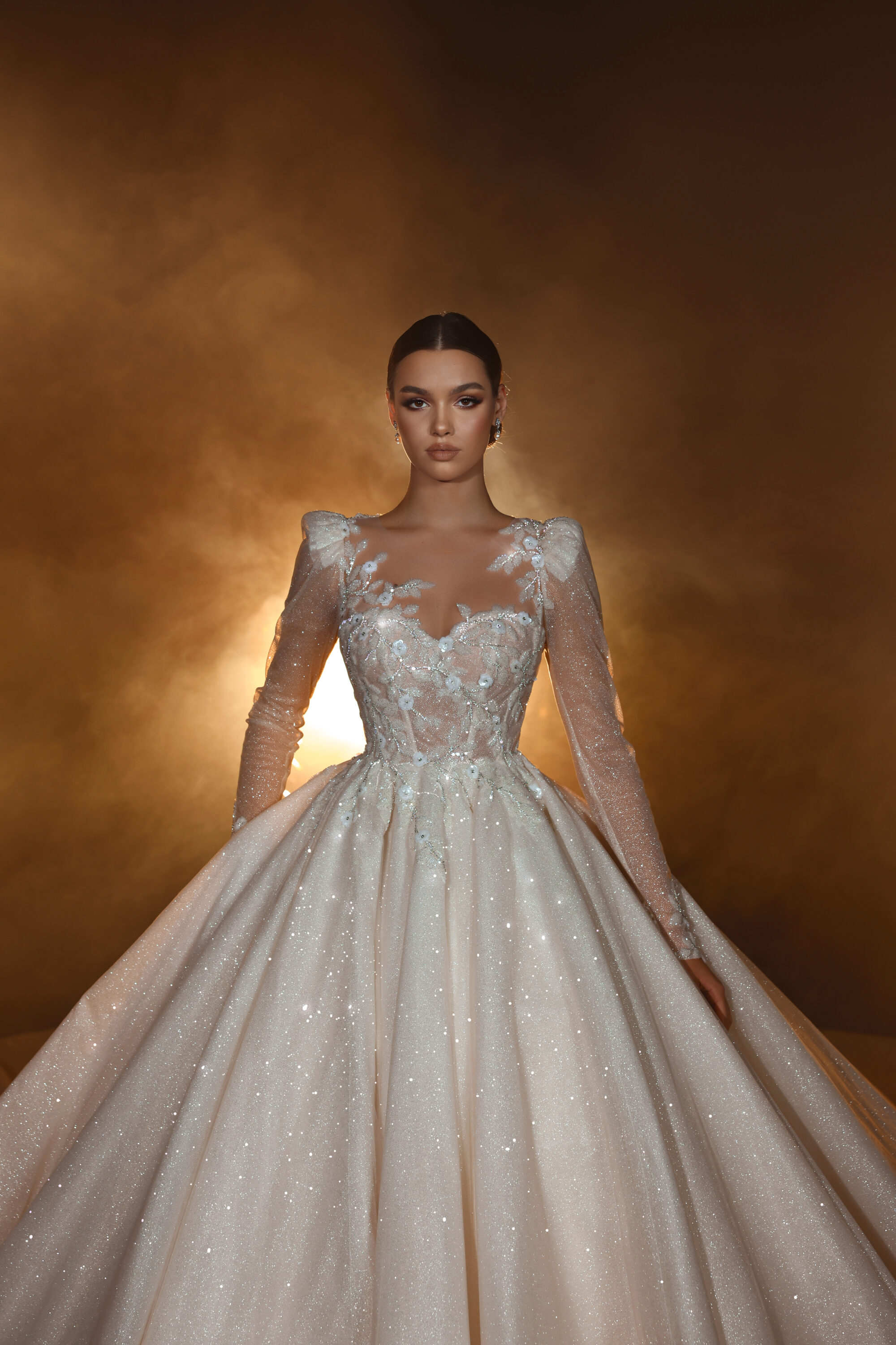 Illusion Ball Gown Wedding Dress Sheer Neck Long Sleeves Bridal Gowns Sequins Appliques Sweep Train Dresses Custom Made vestidos de novia