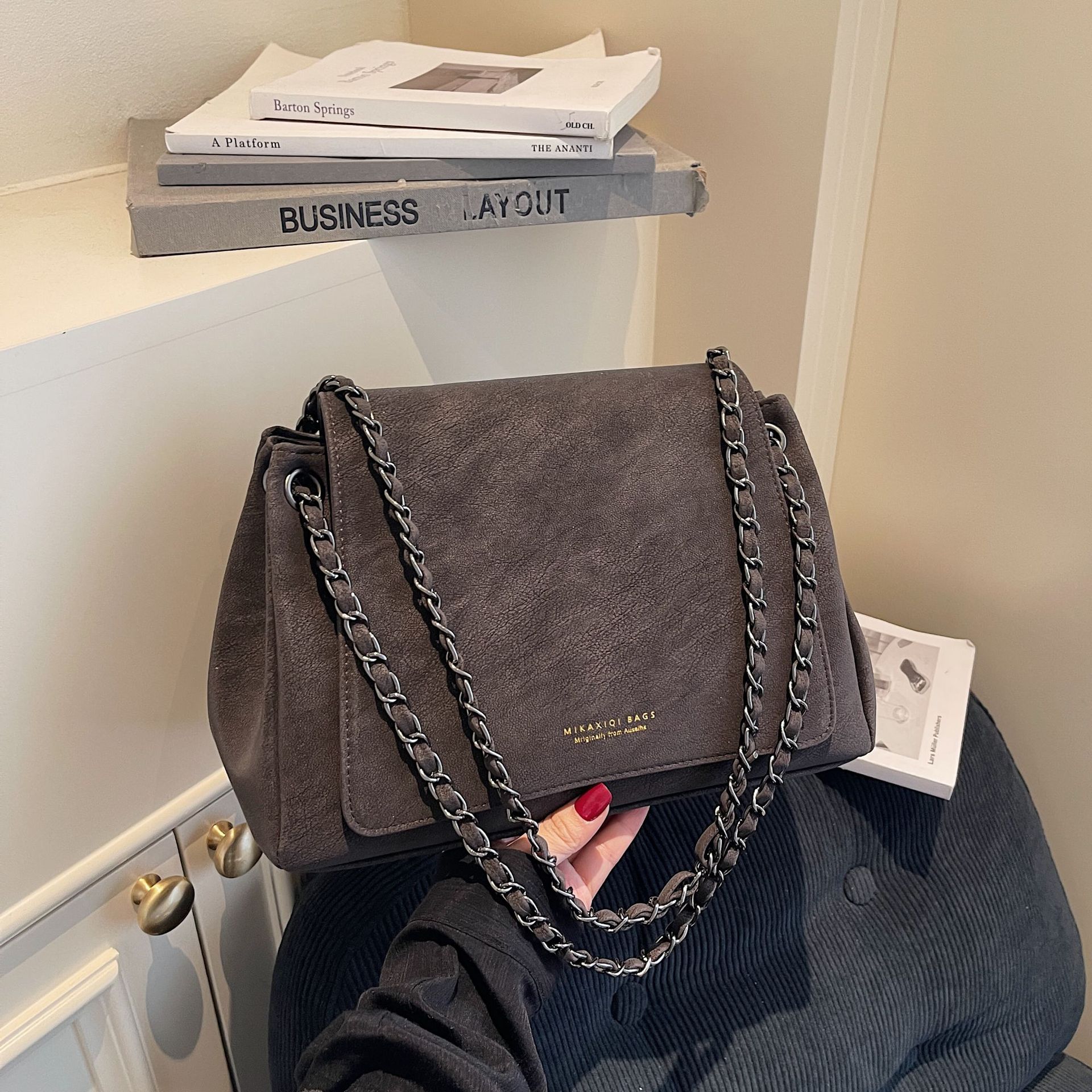 Free shipping Designer bag Plaid tote bag women bag shoulder bag crossbody bag versatile large capacity handbag Genuine-suede