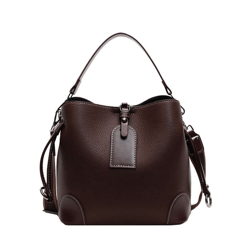 Bucket 2024 new trend large capacity fashionable single shoulder crossbody for women practical and versatile commuting leisure bag