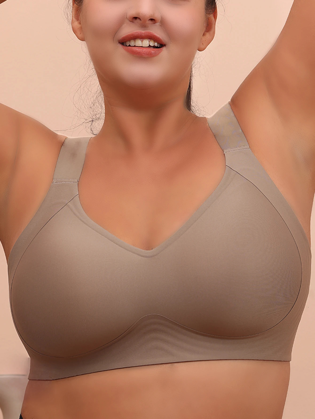 Large breasted female sleep bra 6XL without steel edge gathering scar free plus size vest yoga exercise anti sagging 250430