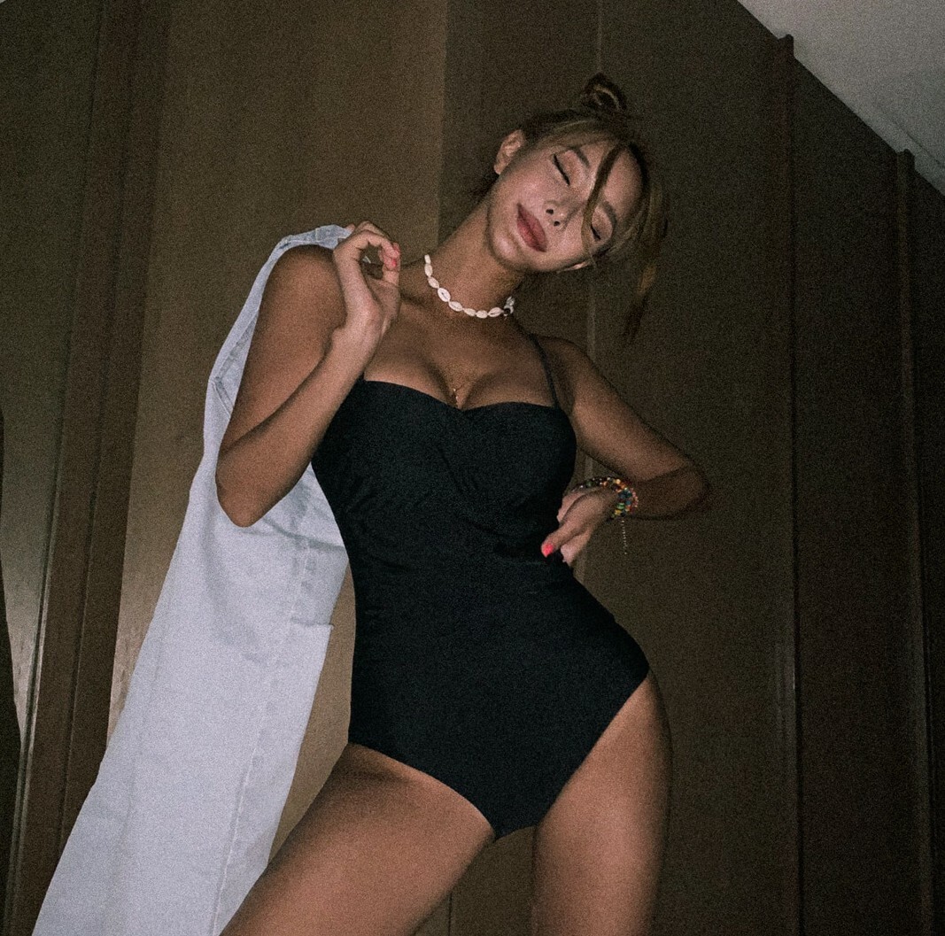 One piece women, high-end hot spring swimsuit, fashionable and slimming, sexy professional swimsuit for women