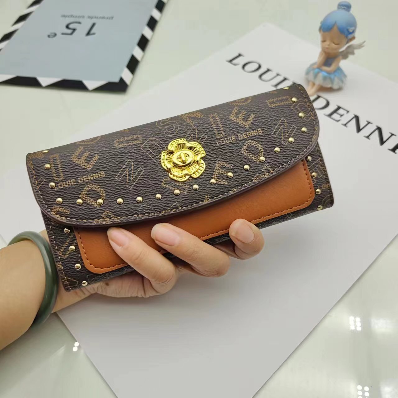 2025S Designer Bag New Style New Women S Long Soft Leather Clip Fashionable And Minimalist Wallet With Multiple Card Positions Large Capacity Mom S Ha
